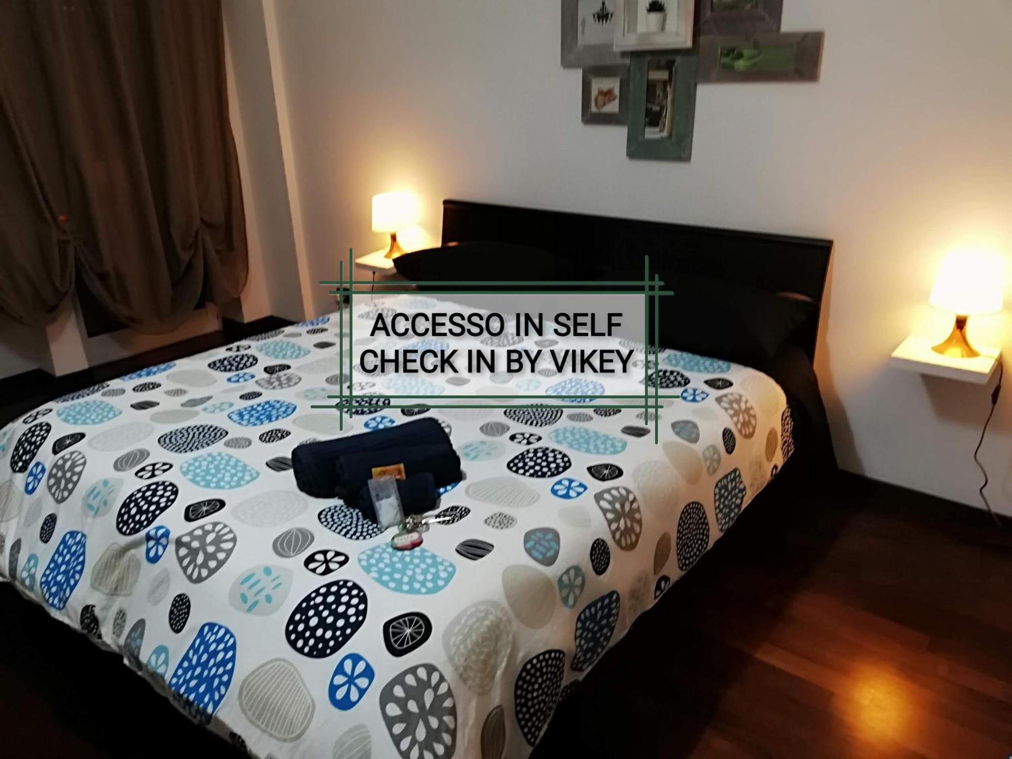 De Rossi Holiday Барі Екстер'єр фото